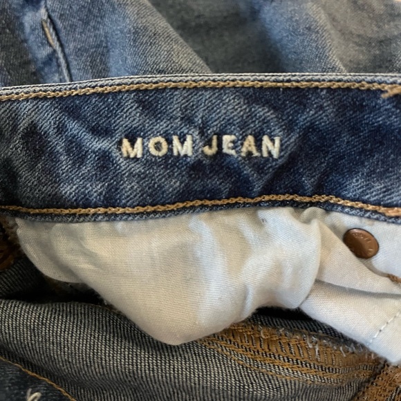 AE mom Jean - Picture 2 of 5